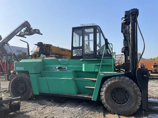 Χρησιμοποιούμενο φορτηγό ανελκυστήρα Mitsubishi F300 μεταχειρισμένο φορτηγό ανελκυστήρα 30 τόνων υψηλής χωρητικότητας
