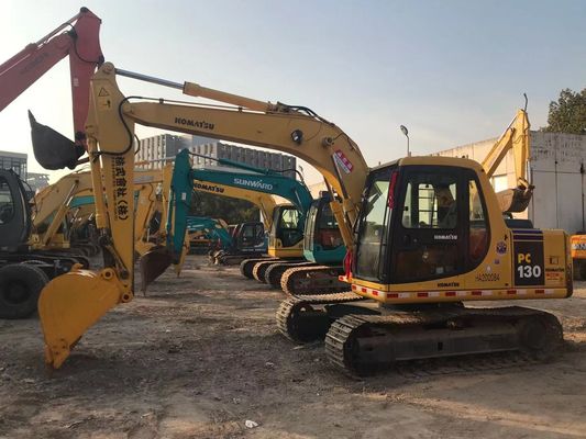 Εξοικονόμηση ενέργειας Χρησιμοποιείται Komatsu PC130 6 Crawler Υψηλή σταθερότητα Αρχικό χρώμα