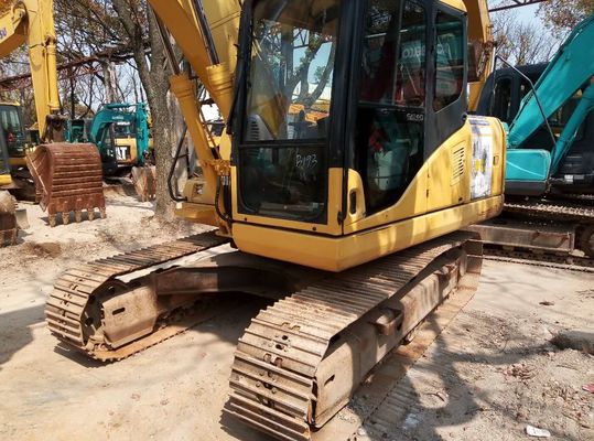 Χρησιμοποιούμενος εξορυκτής Komatsu PC240-8