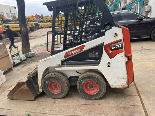 Αρχικό χρώμα Χρησιμοποιείται Bodcat S70 Σκιντ Στιερ φορτωτής Αξιοποίηση καυσίμου Σταθερή λειτουργία