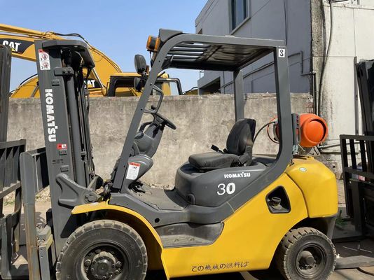 Χρησιμοποιούμενο ανεμοφόρο 3 τόνων Komatsu σε καλή κατάσταση Χρησιμοποιούμενο ανεμοφόρο 3 τόνων