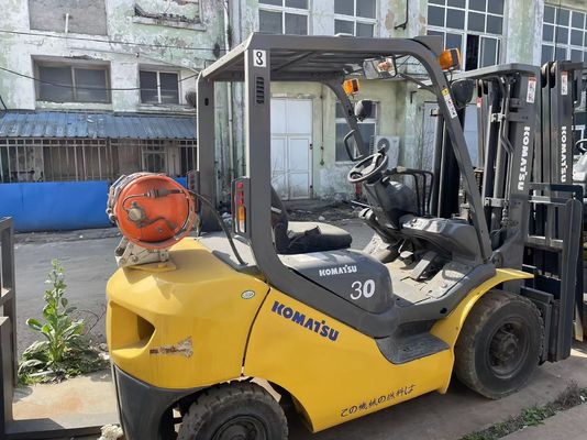 Χρησιμοποιούμενο ανεμοφόρο 3 τόνων Komatsu σε καλή κατάσταση Χρησιμοποιούμενο ανεμοφόρο 3 τόνων