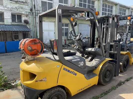 Χρησιμοποιούμενο ανεμοφόρο 3 τόνων Komatsu σε καλή κατάσταση Χρησιμοποιούμενο ανεμοφόρο 3 τόνων