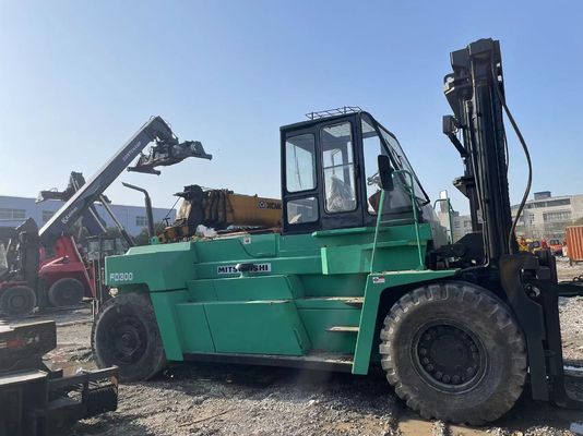 Χρησιμοποιούμενο φορτηγό ανελκυστήρα Mitsubishi F300 μεταχειρισμένο φορτηγό ανελκυστήρα 30 τόνων υψηλής χωρητικότητας