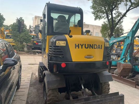Χρησιμοποιούμενος R60W-7 Μίνι Hyundai τροχοφόρος εξορυκτής Σταθερός και υψηλή απόδοση