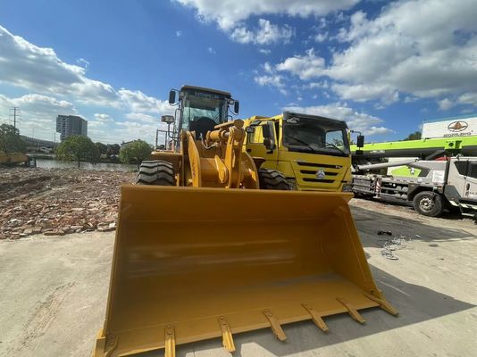 Κατηγορία 950H Χρησιμοποιούμενος φορτιστής τροχών Κατασκευαστικός χώρος Φορτιστής εμπρός που χρησιμοποιείται στην Αφρική