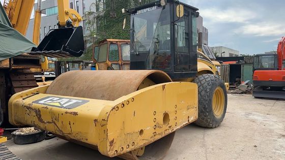 Αρχικό χρώμα Χρησιμοποιούμενη Caterpillar CS-683E Single Drum Road Roller Σε εξαιρετική κατάσταση