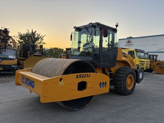 Χρησιμοποιημένο XCMG XS223J Μονοκύλινδρο Συμπιεστή Εύκολο στη Χρήση και σε Καλή Κατάσταση